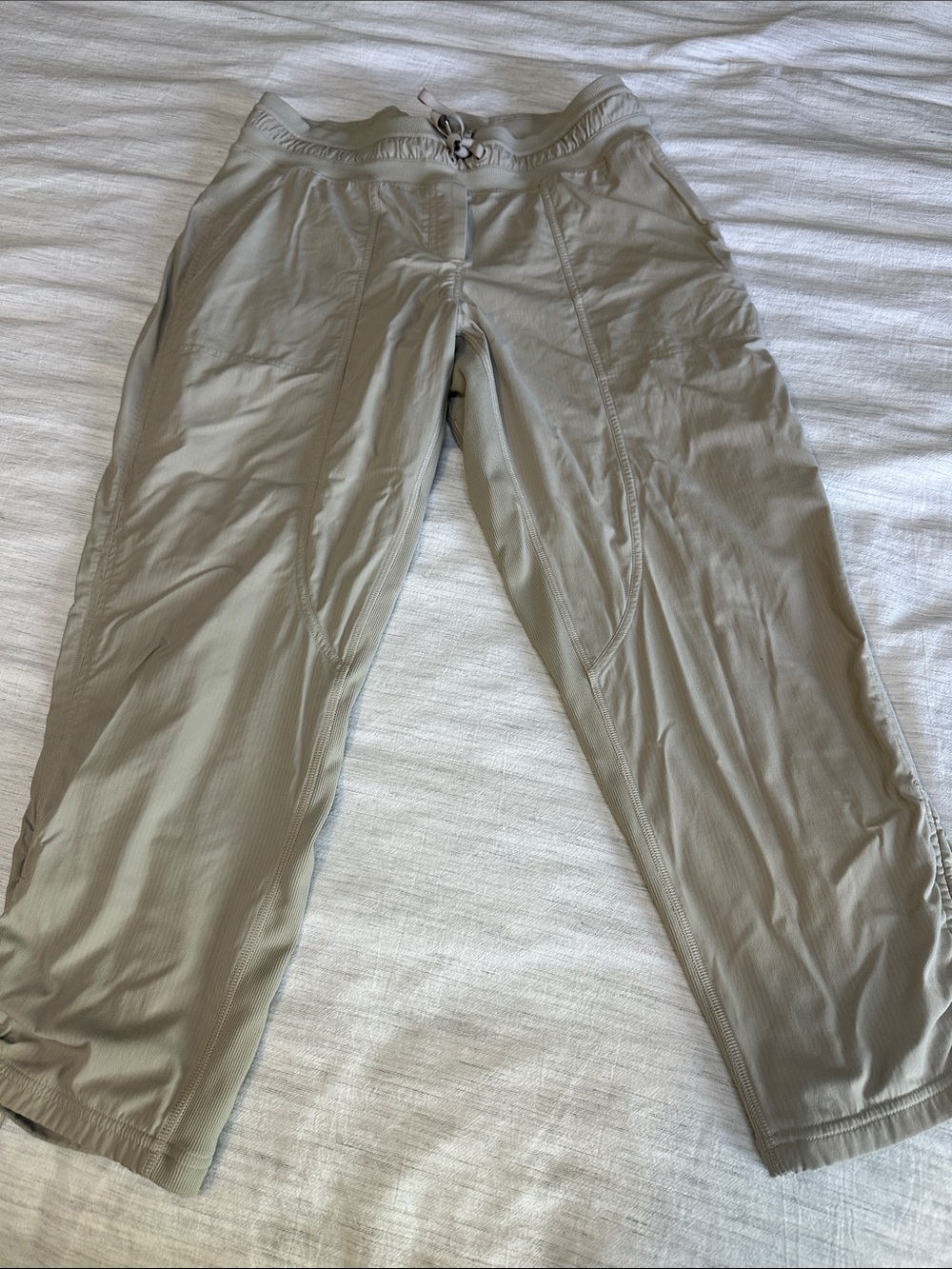 Lululemon Dance Studio Cropped Pants - Picture 4 of 10